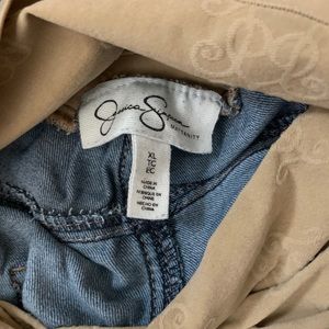 Maternity jeans